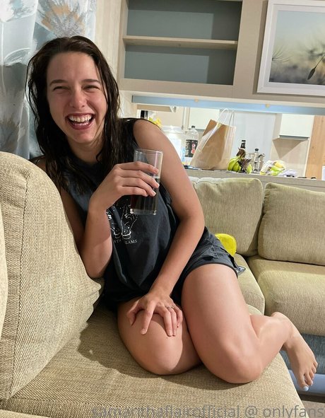 Samanthaflairofficial