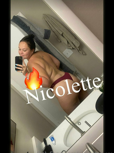 Nicolettexx