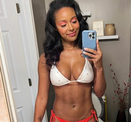 Brandi Rhodes