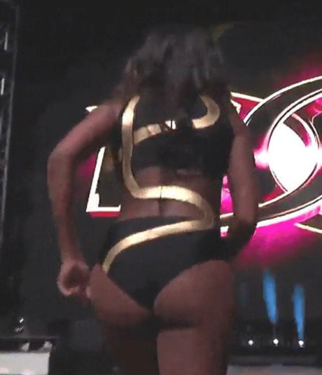Brandi Rhodes