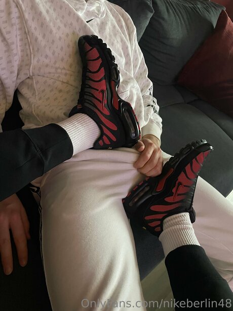 Nikeberlin48