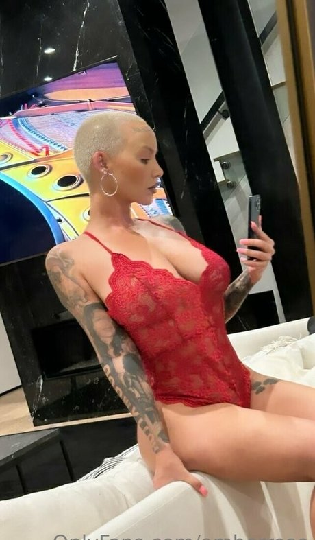 Amber Rose