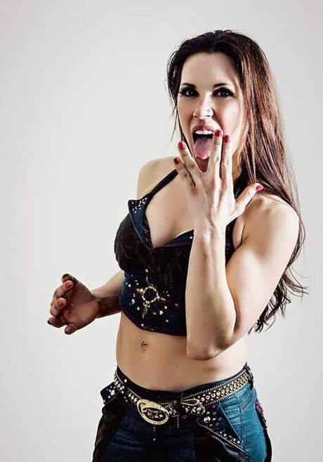 Mickie James