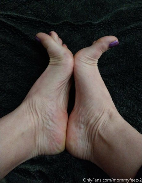 Mommyfeetx2