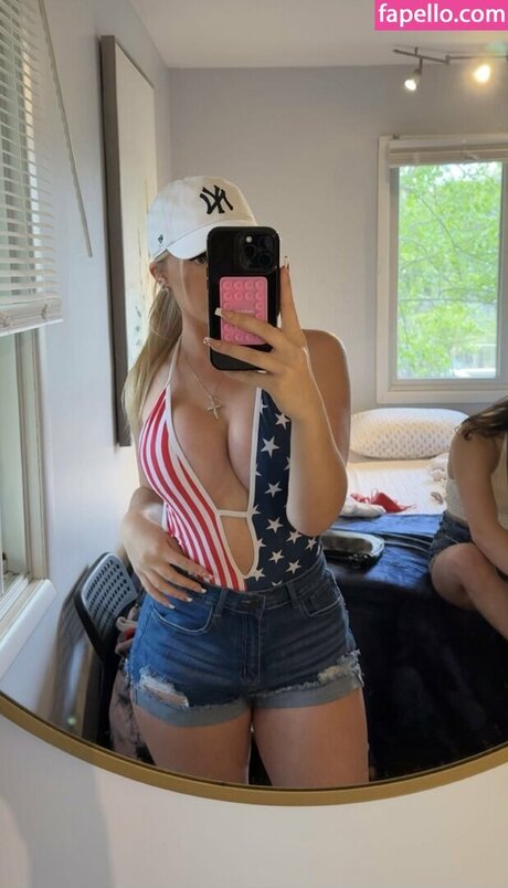 Nikkidalessandro22