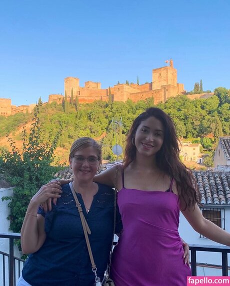 Maricel Freire Hotwife