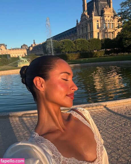 Alexandra Saint Mleux