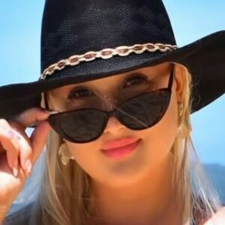 Amber Koltzow Bastick