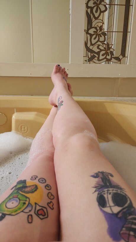 Straight Jacket Pretty