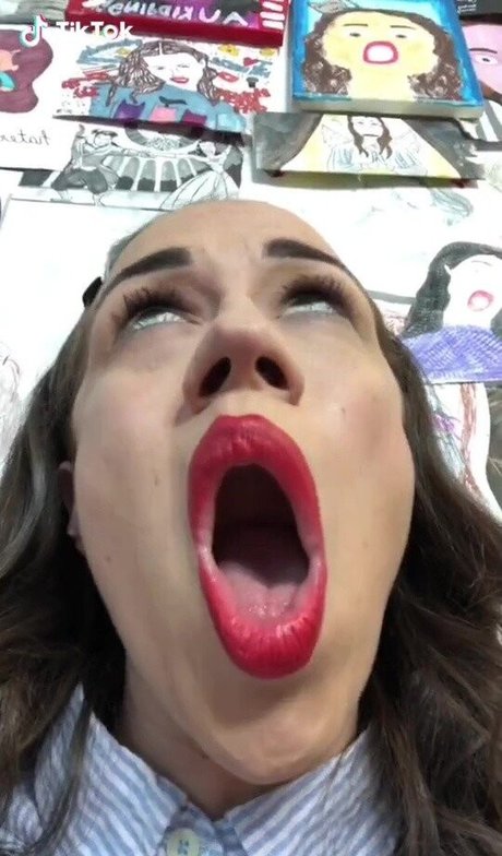 Colleen Ballinger