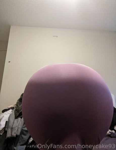 Honeycake93