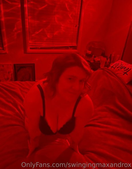 Swingingmaxandrox