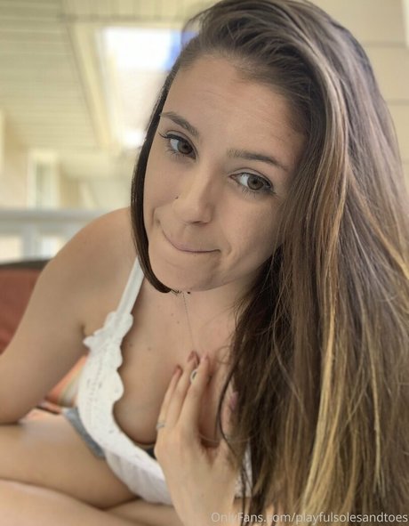 Playfulsolesandtoes
