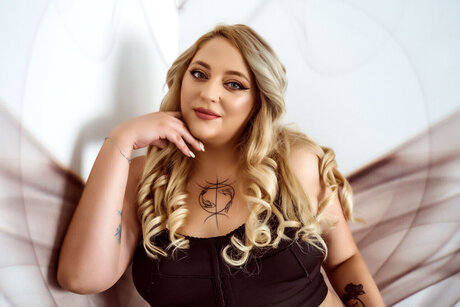 Alliebutterflyx Free