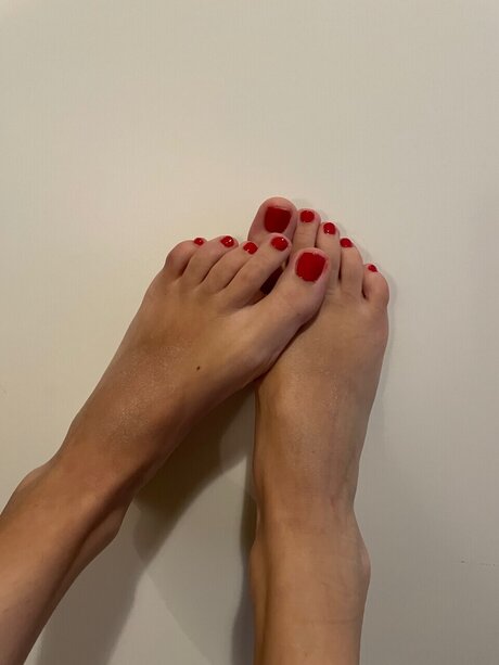 Only Feet  nude leaked OnlyFans photo