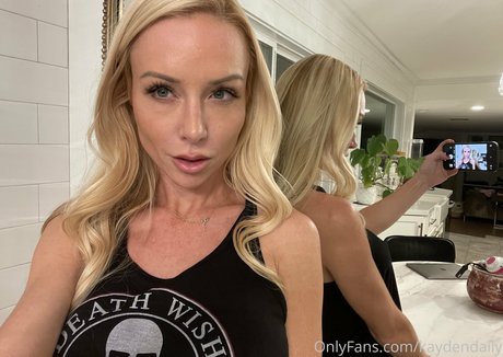 Kayden Kross
