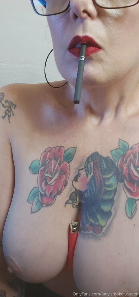Ladysmokerqueen