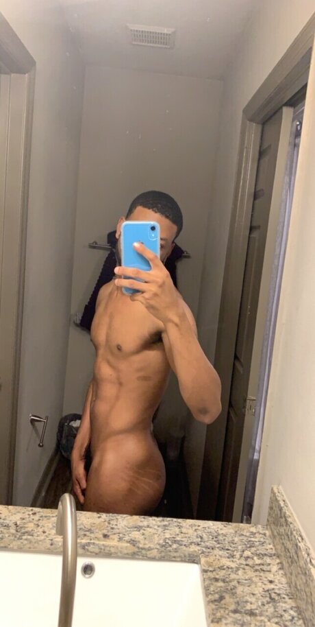 Onebadyellow  nude leaked OnlyFans photo