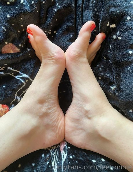 Feetronnie