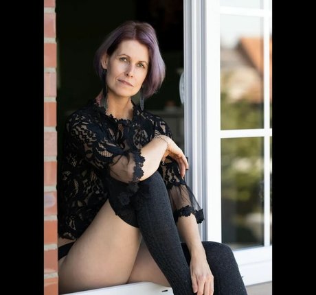 Christinamodelpage79