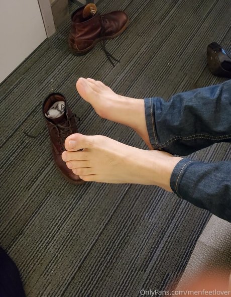 Menfeetlover