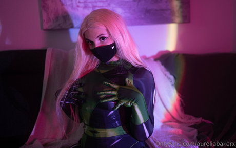 Aureliabakerx