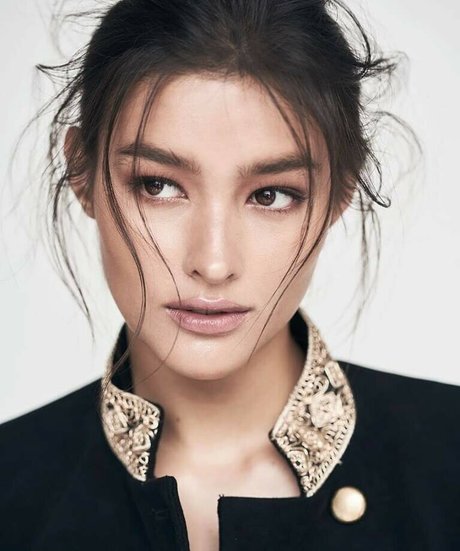 Liza Soberano