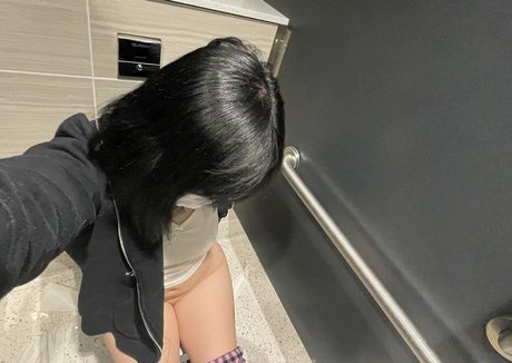 Rayraylovesyou  nude leaked OnlyFans photo