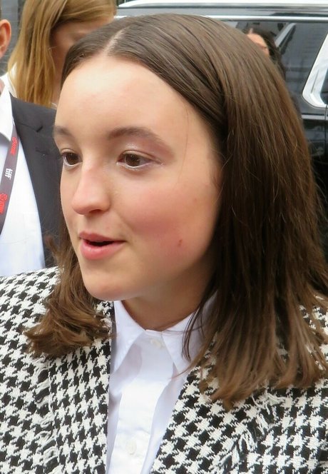 Bella Ramsey  nude leaked OnlyFans photo