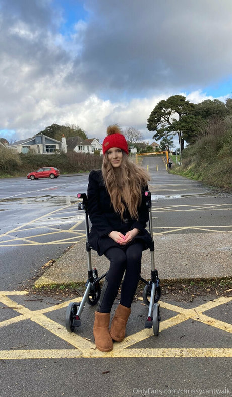 Chrissycantwalk