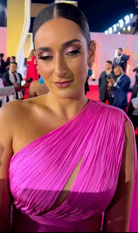 Amina Khalil