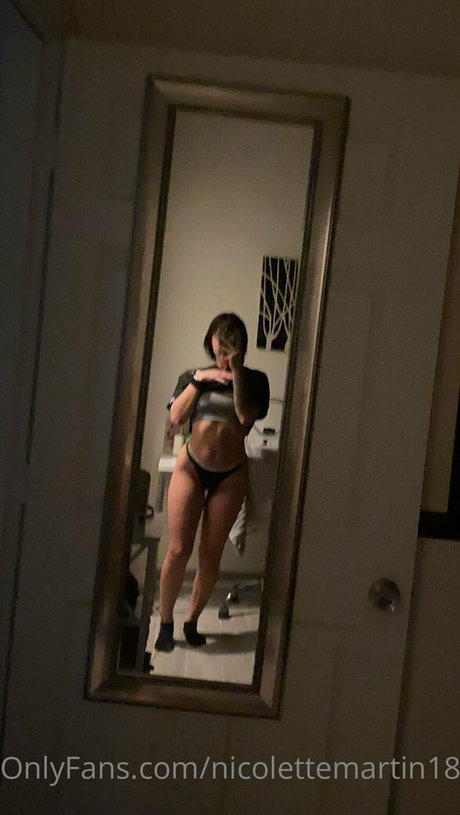 Nicolettemartin18