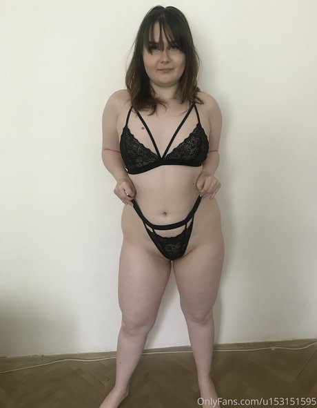 Naughtychubbynixiesin