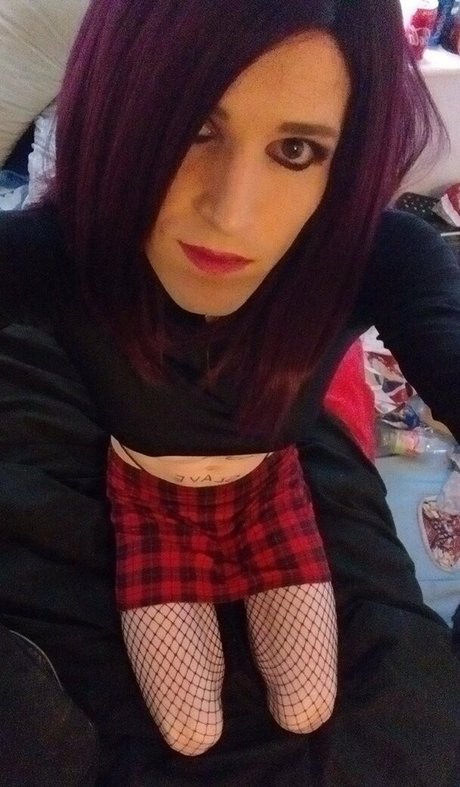 Sissybritneyuk1990