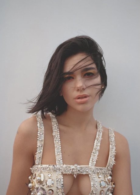 Dua Lipa
