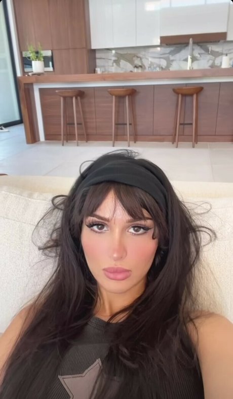 Sssniperwolf