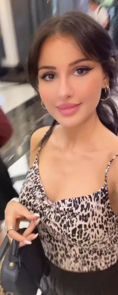 Sssniperwolf