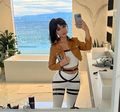 Sssniperwolf