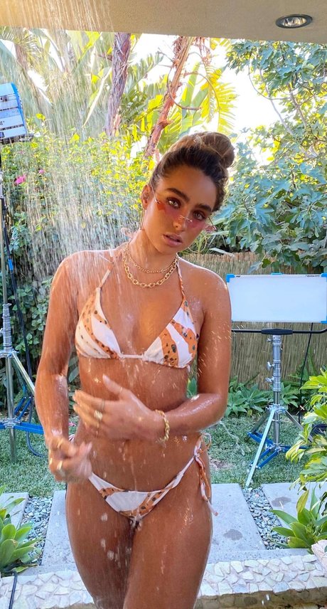 Sommer Ray