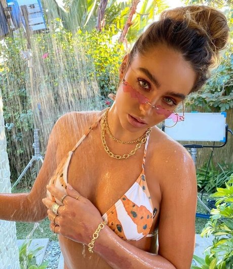 Sommer Ray