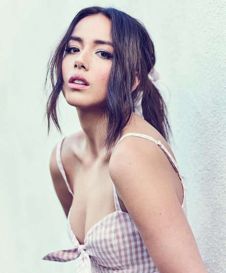 Chloe Bennet