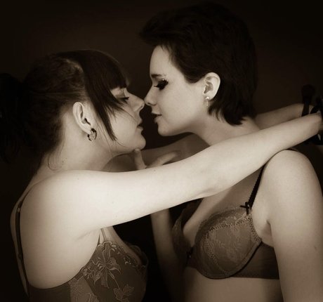 Models On Purpleport