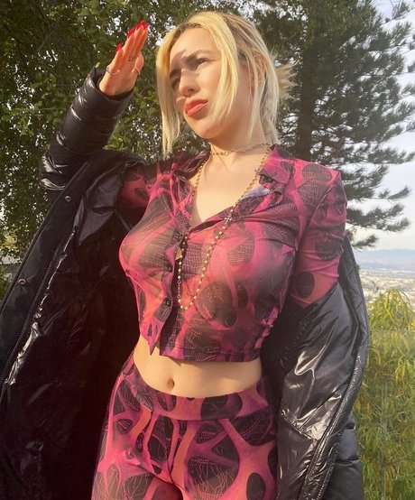 Ava Max
