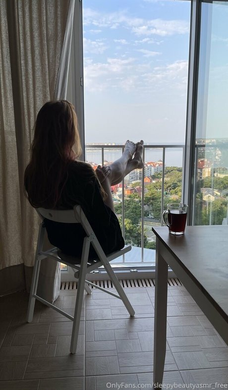 Sleepybeautyasmrfree