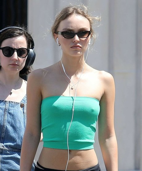 Lilyrose Depp