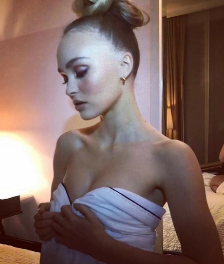 Lilyrose Depp