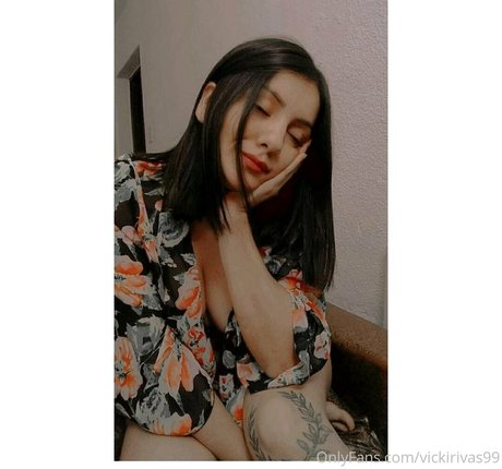 Vickirivas99