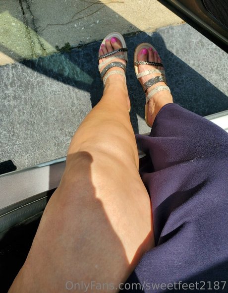 Sweetfeet2187