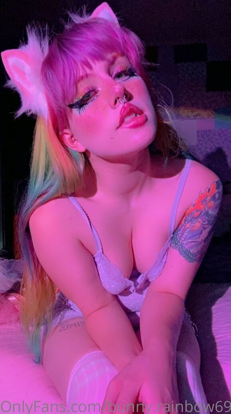 Bunnyrainbow69