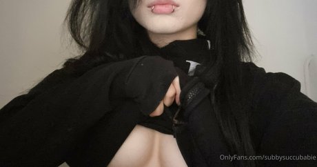 Subbysuccubabie